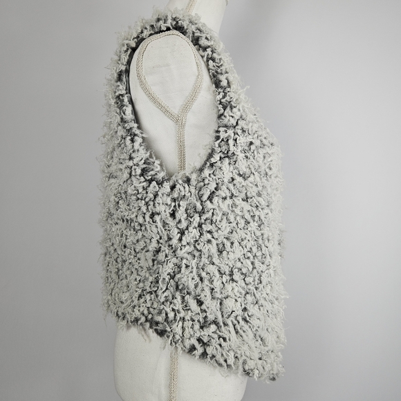 Me Jane faux fur heathered sherpa vest - Picture 10 of 16